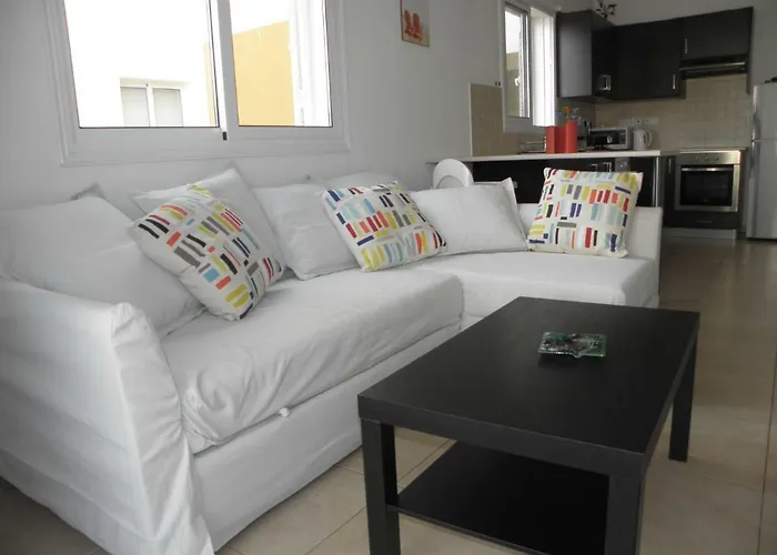 Cosy In A Luxury Paralímni